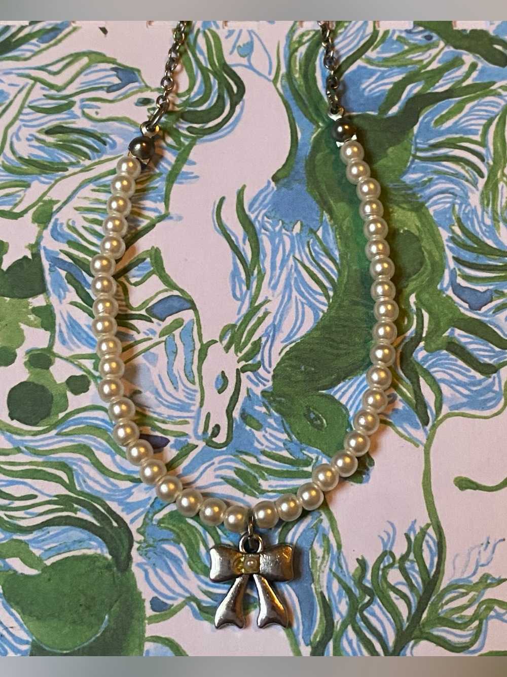 Pearl Choker Necklace with Silver Bow Charm